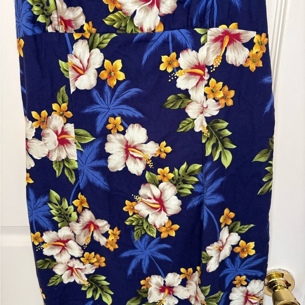 Pacific Legend Tropical Floral Dress - Picture 3 of 10